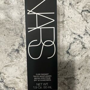 NARS Pure Radiant Tinted Moisturizer - NEVER OPENED LIGHT 1 Finland